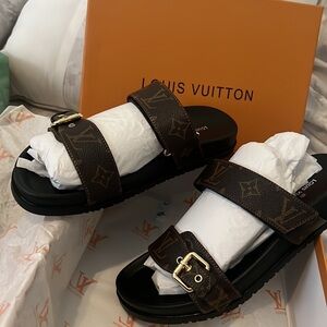 LVv Sandals
